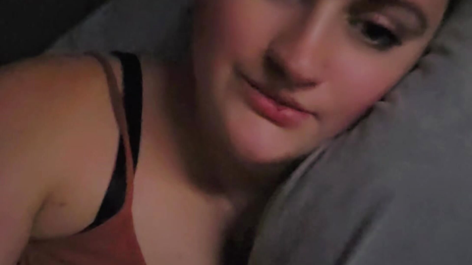 Kleines schläfchen - video av loumara cam model