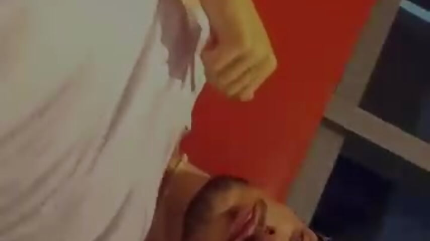 HAPPY - vidéo du modèle de showcams samaelgomez