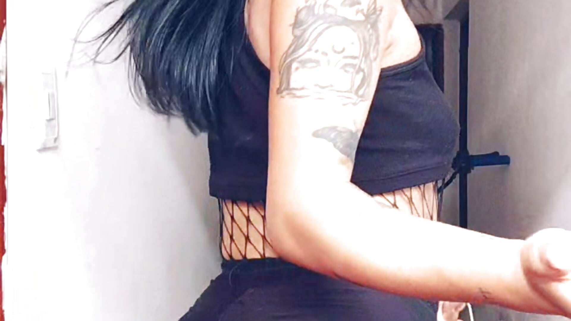 db93d442-245a-4e59-bbd7-d0c8095d91fc-1_all_6732 - video by saycat
