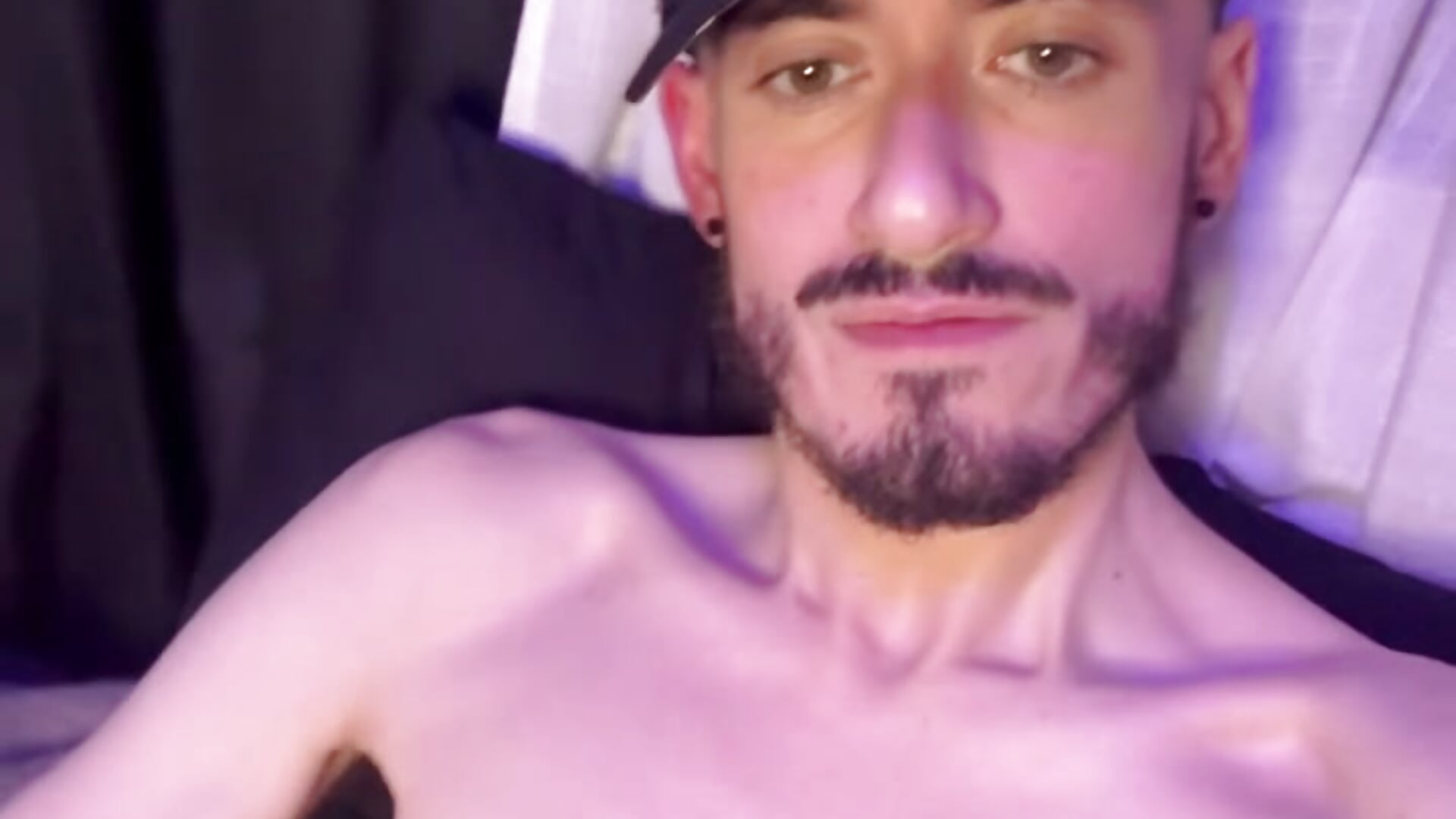 zykohot adlı kamer modelinin viral videoları:  7338