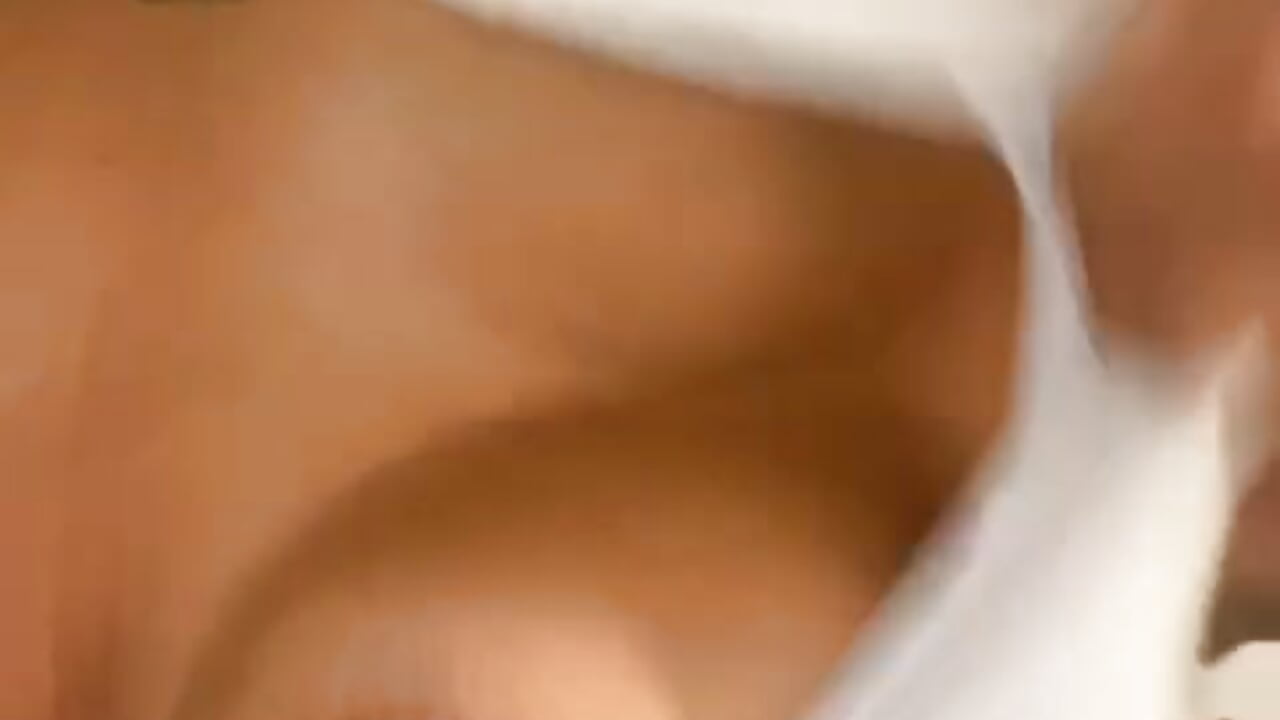 In the gym flash - clip cu Mollythecutie model videochat