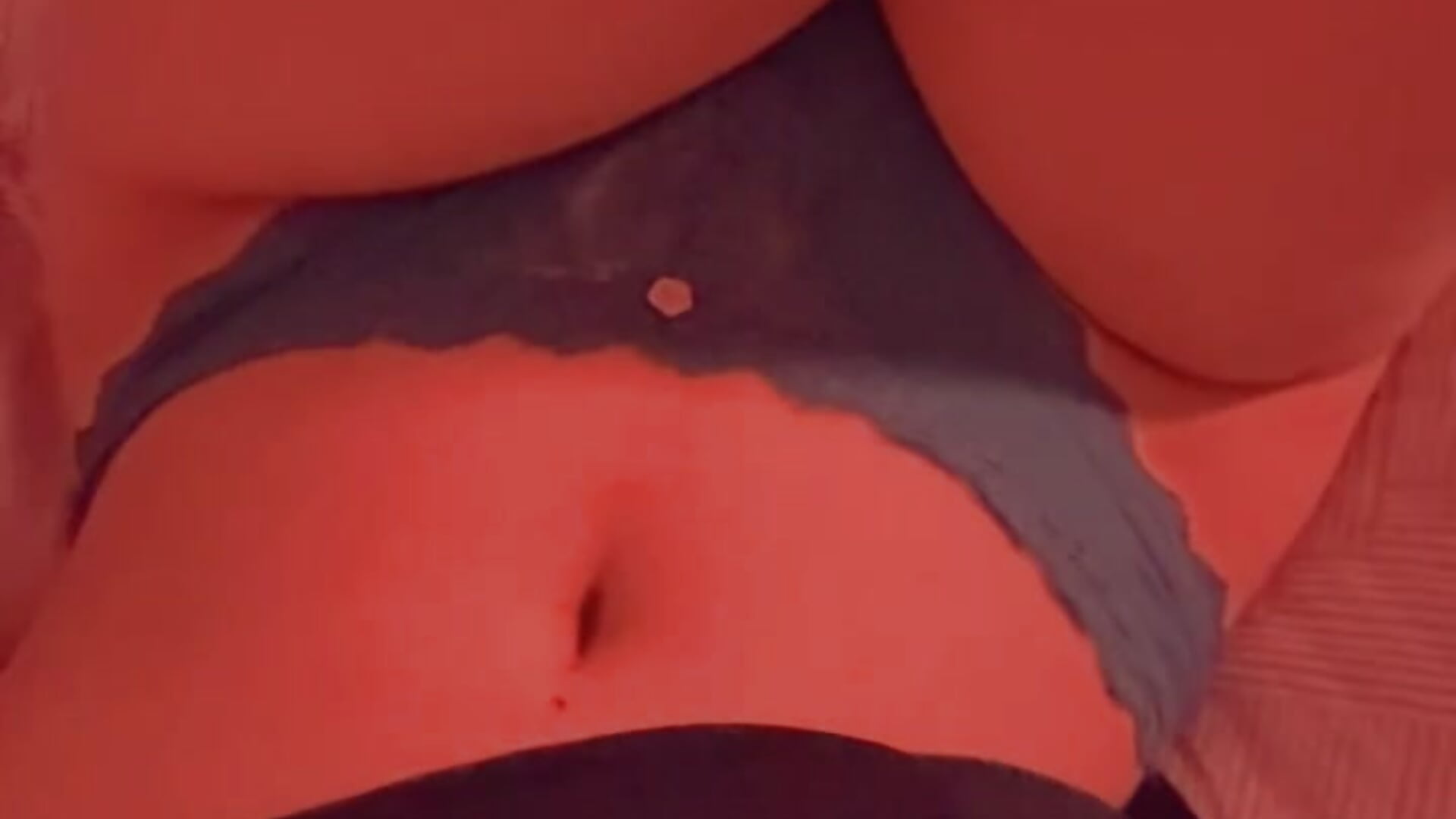 Y si me lo quito? / What if I take it off? - video od modelky/modela SelinaKyle001