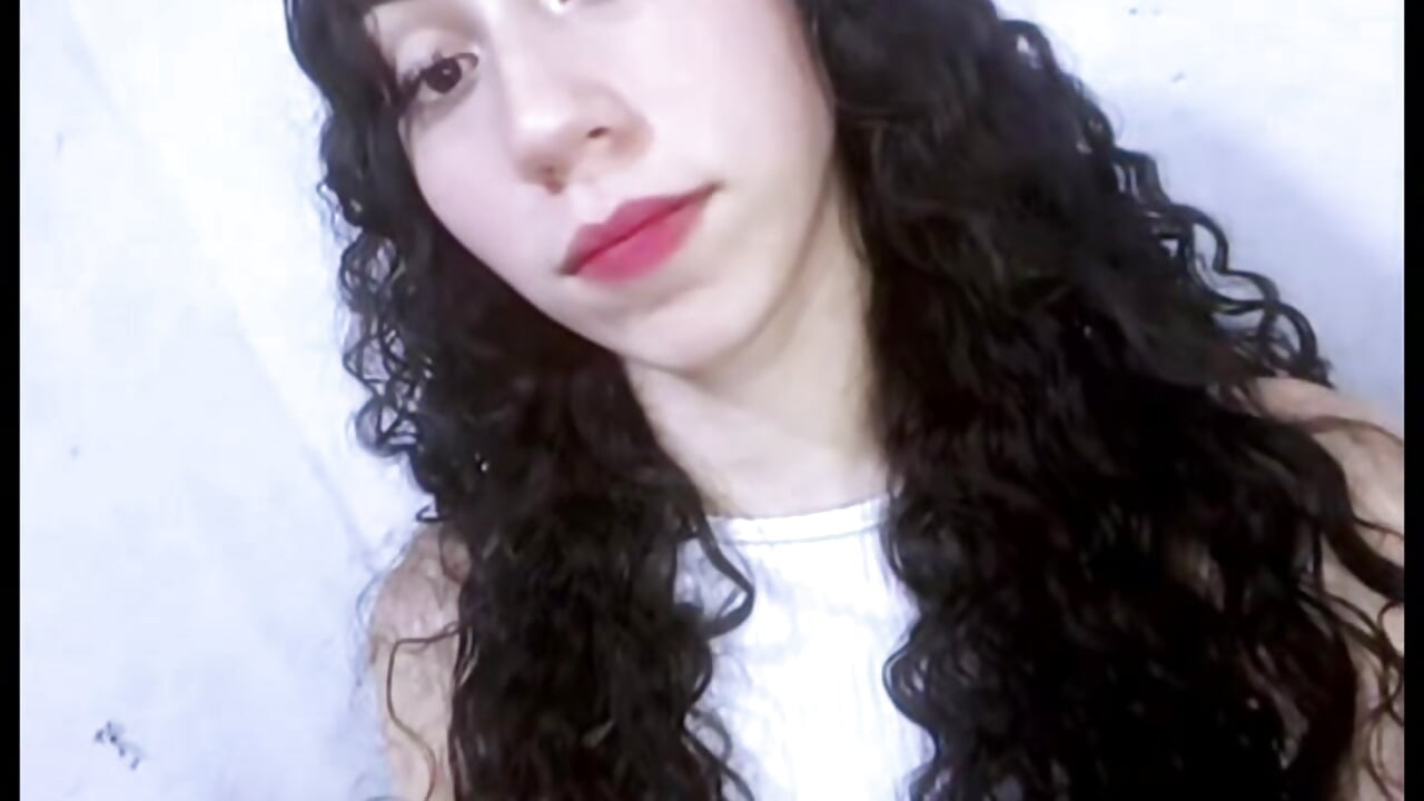 Cute – video af scarlet_cutee cam-model