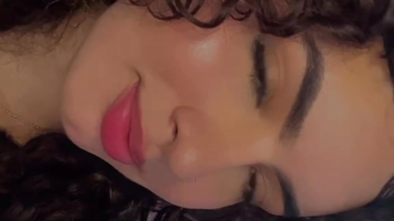 Aris Eyes💕 - video của người mẫu cam Passion__Whine