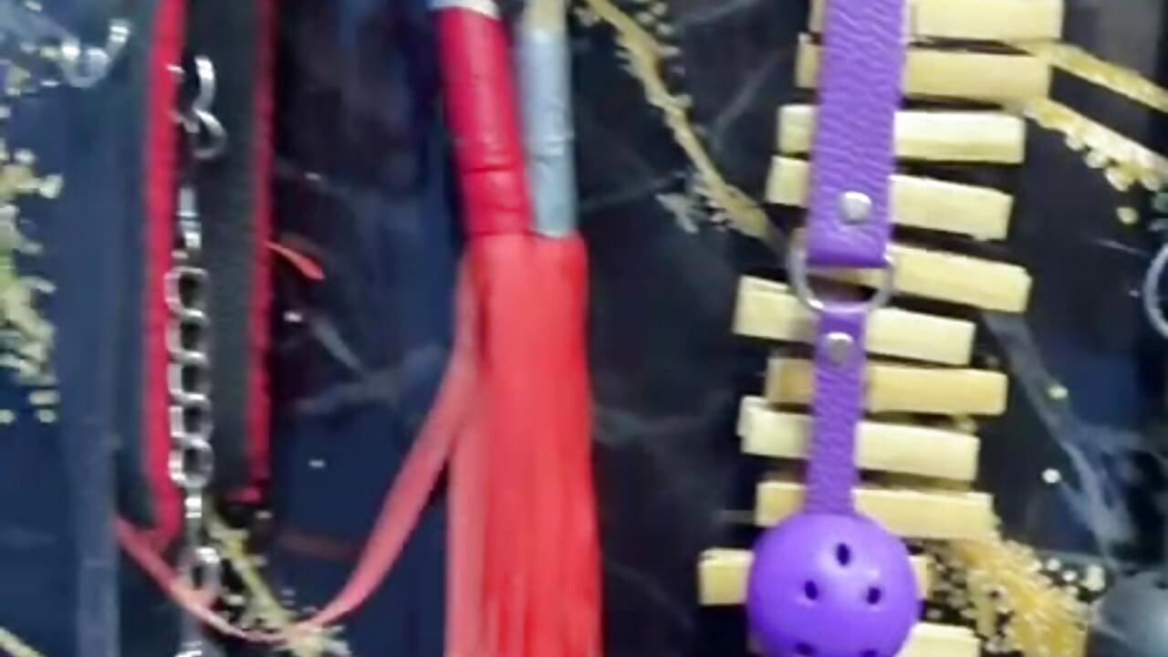 WhatsApp Video 2026-08-17 at 4,20,36 PM - video od modelky/modela Bdsmlesbianxtrem