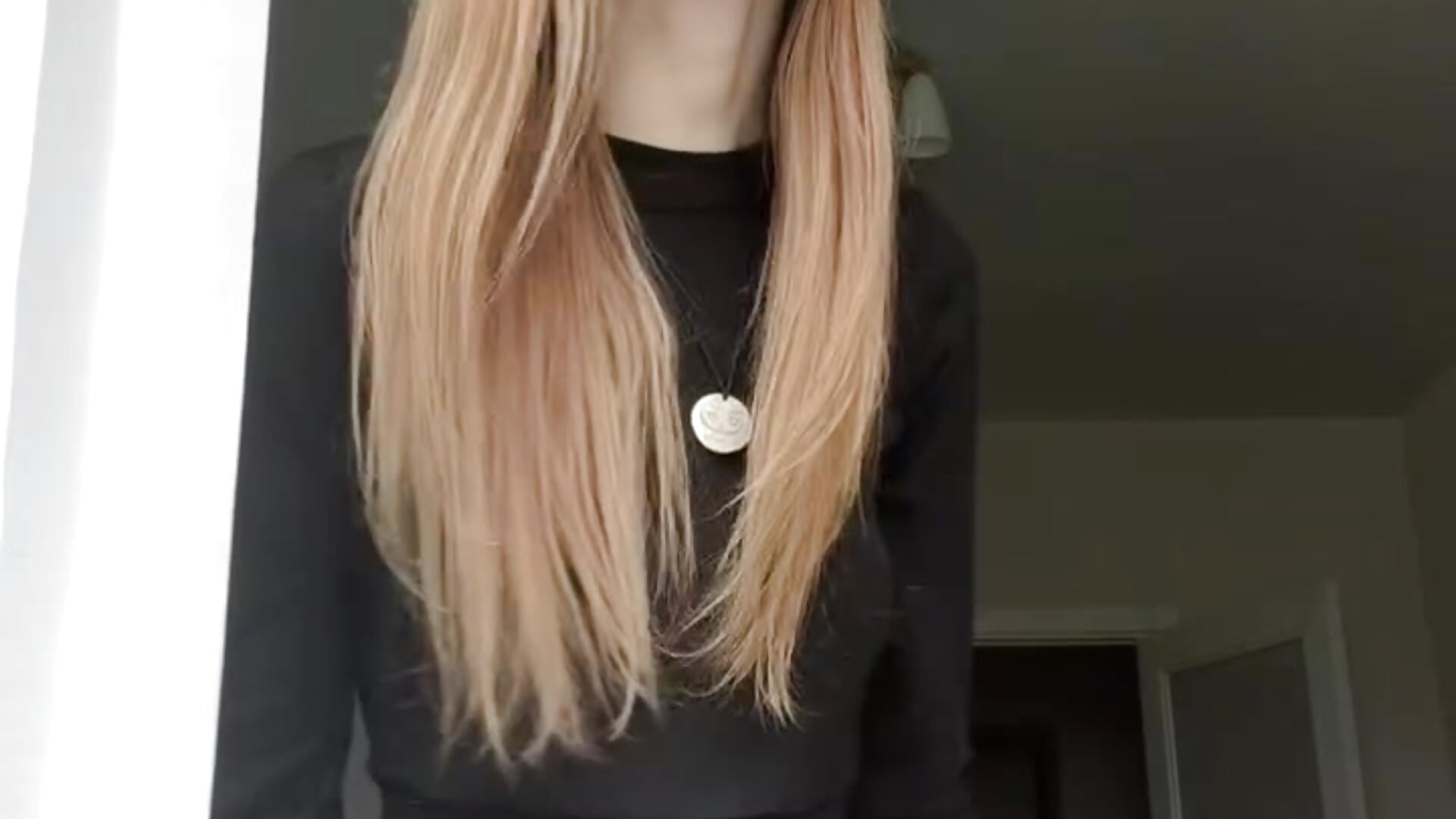 C R A Z Y – video modela na kameri CelestePacini