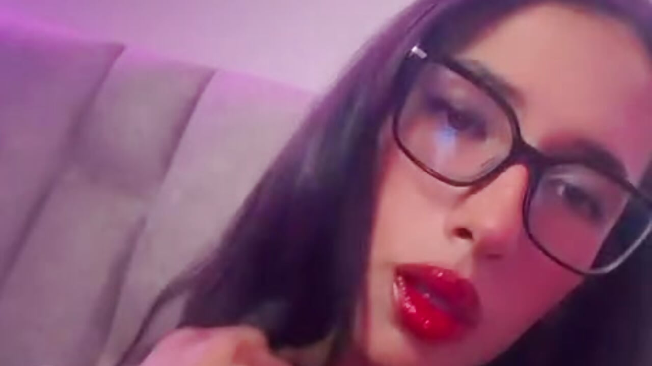 Hellooo – video od webkamerové modelky Catalina-K