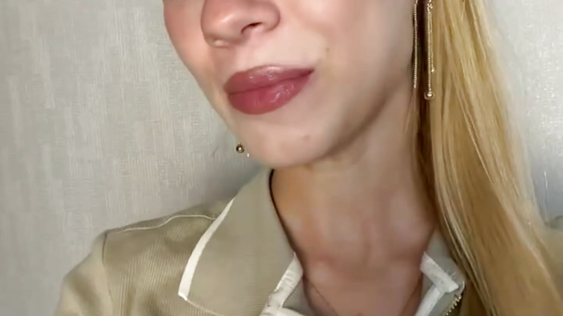 Hellooo <3 – video modela na kameri ChiGiebel