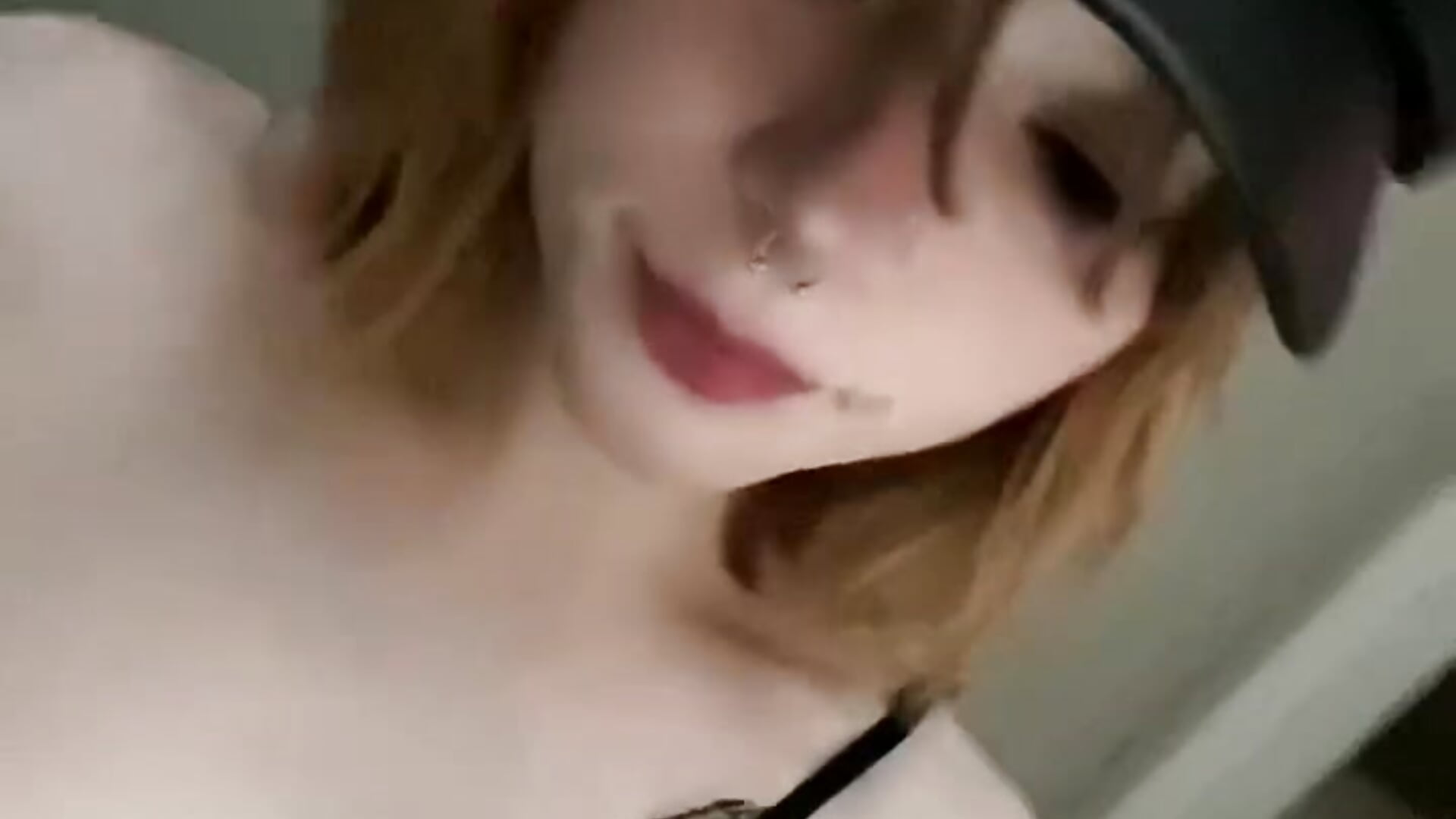 me ♥ – video modela na kameri krystall_k