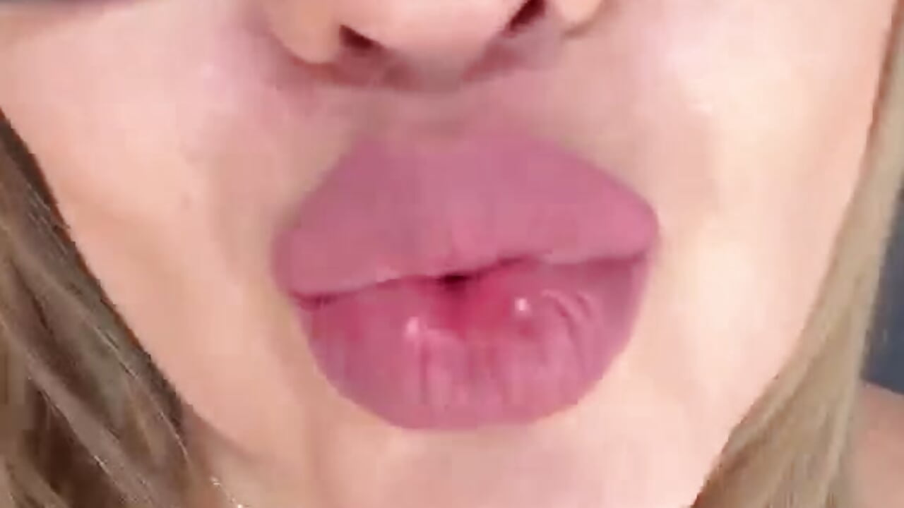 profile-intro-video-1787239653 - vidéo du modèle de showcams Susy_Sthey
