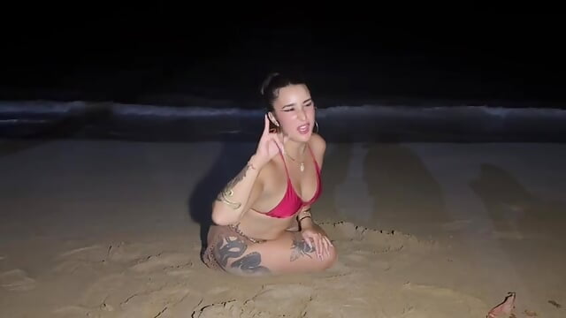 En la playa - วิดีโอโดย SelenaRamirez โมเดลแคม