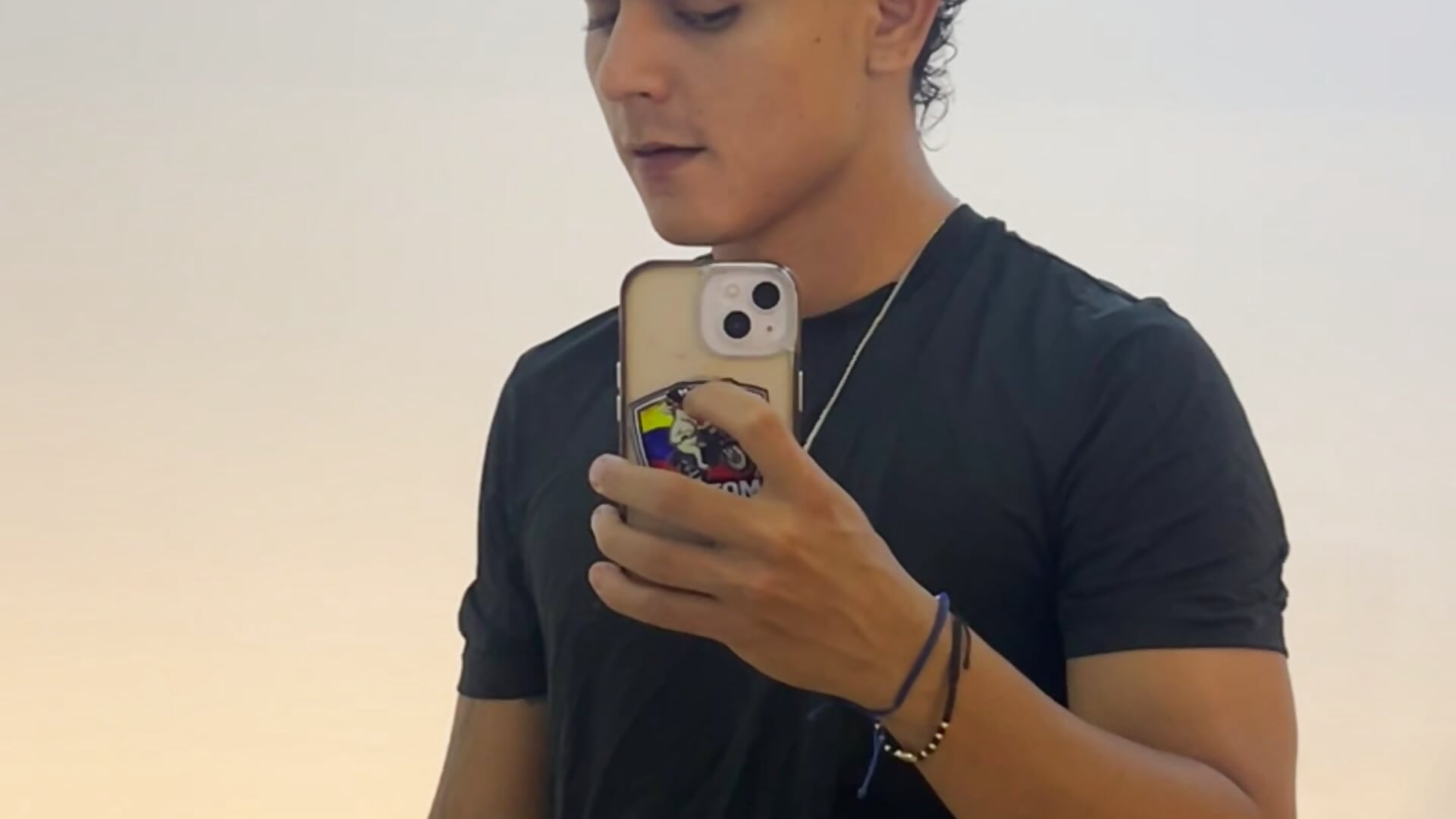 En la barbería 💈 - video by bob_petersonn cam model