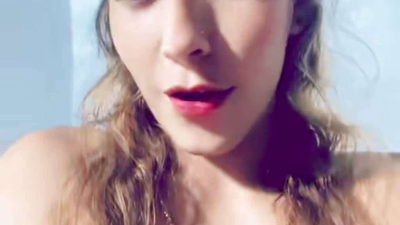 😜 - video by Fabiana_V