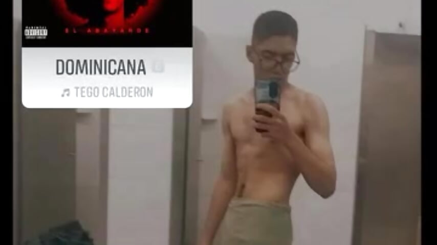 sexy boy – video modela na kameri Apolo_Angelou
