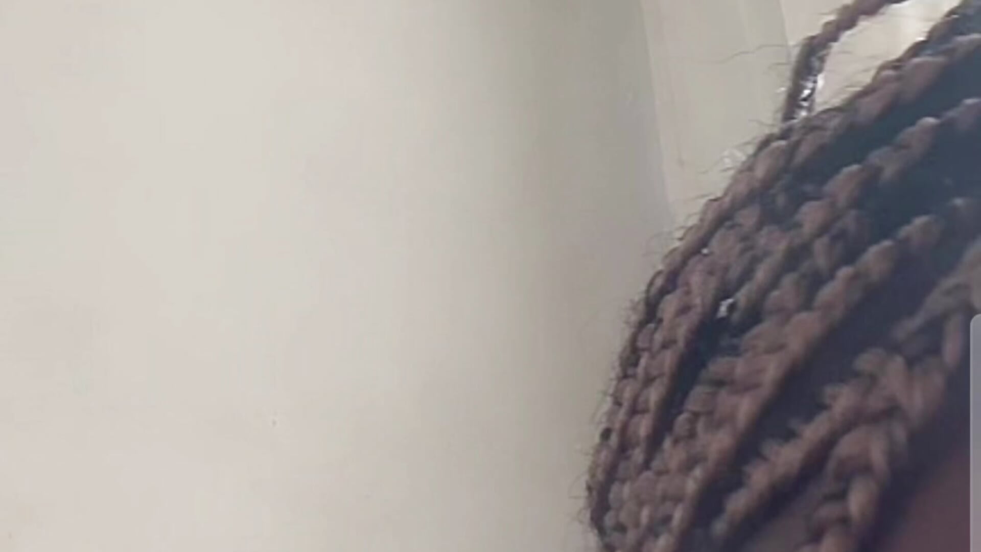 Mmm spend it on me – video af Yk_big_mama