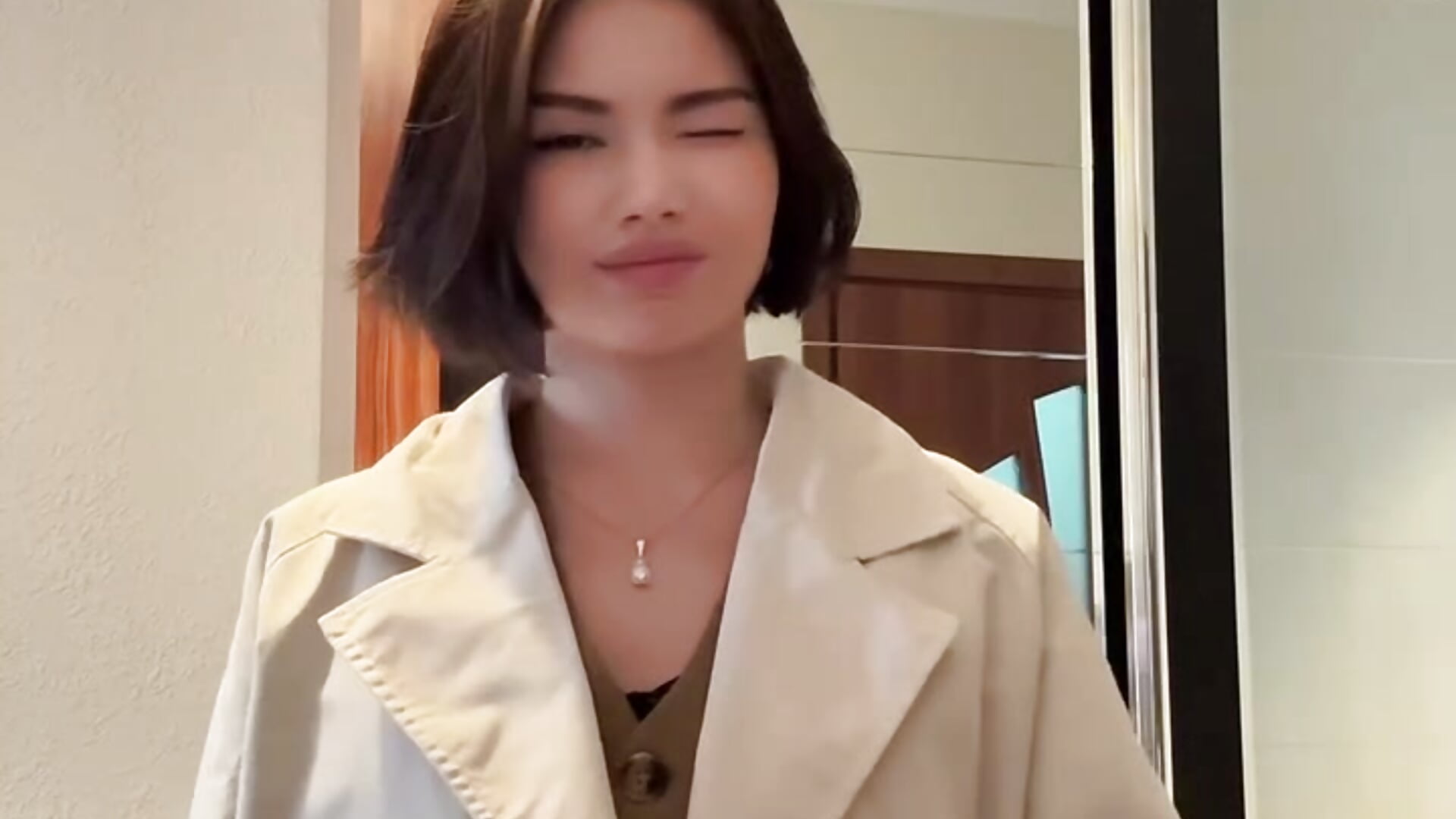 Could I become an idol? – video od webkamerové modelky VersieWoodal