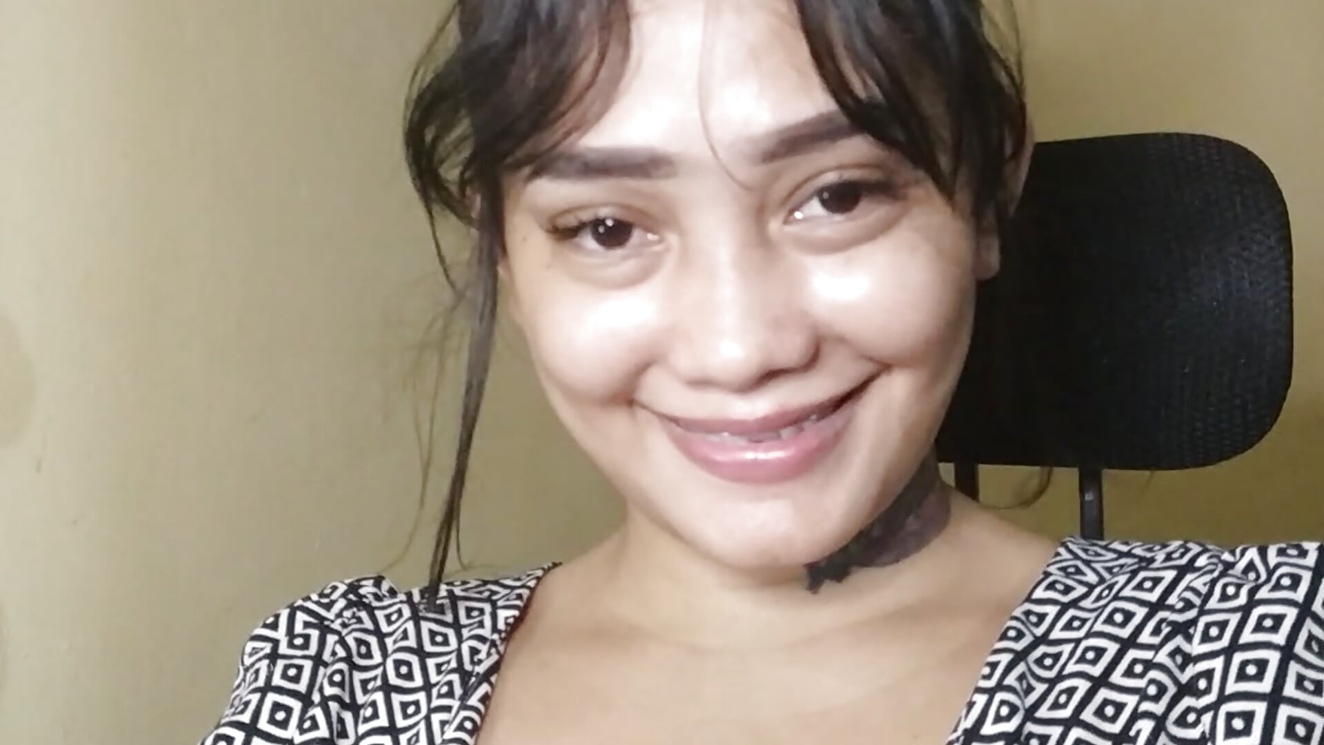 VID_20260820_191100 — filmik oh_XEX, modela(-lki) na kamerkach