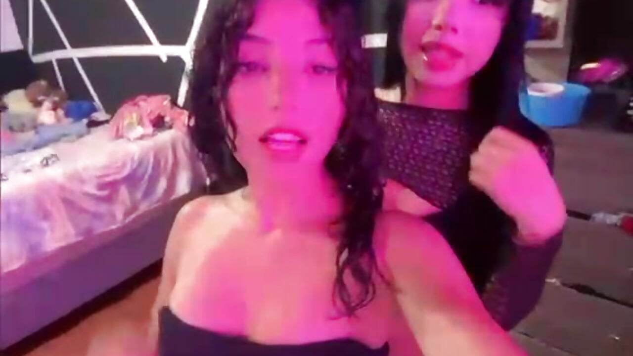 hi bb 💕 - vidéo du modèle de showcams NikyandBaby_cs