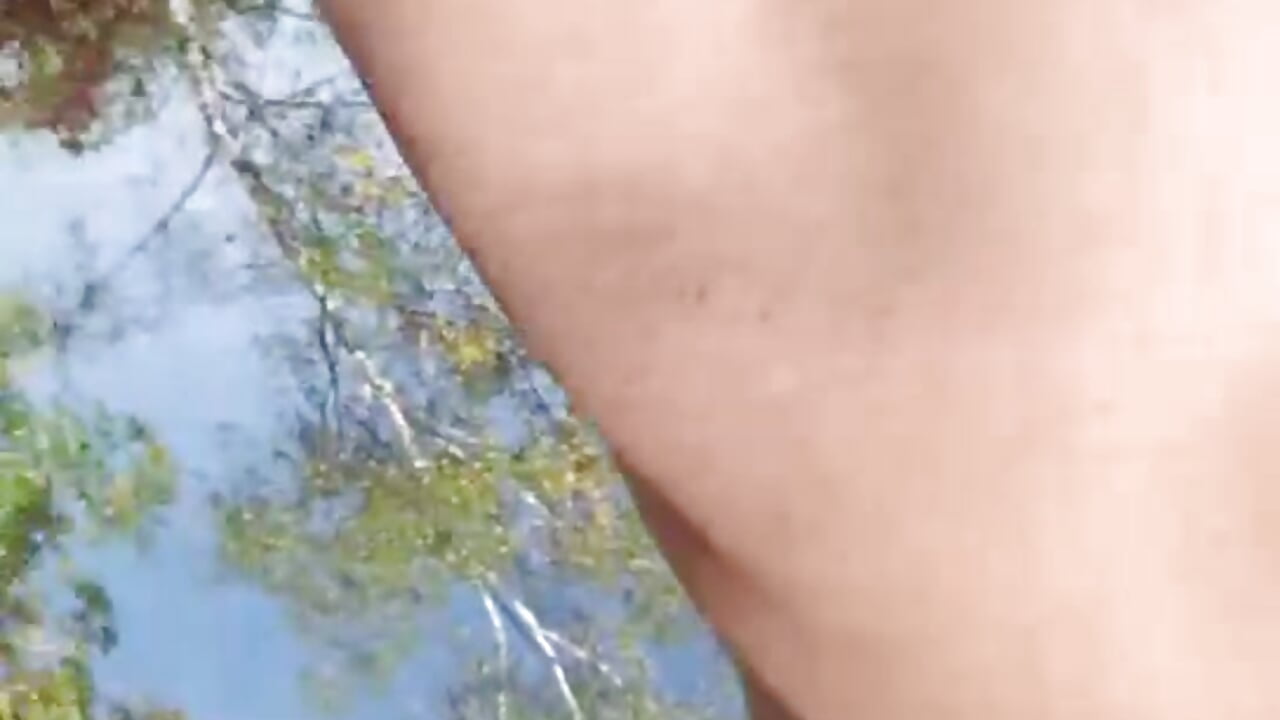 Nude Outdoorwalk