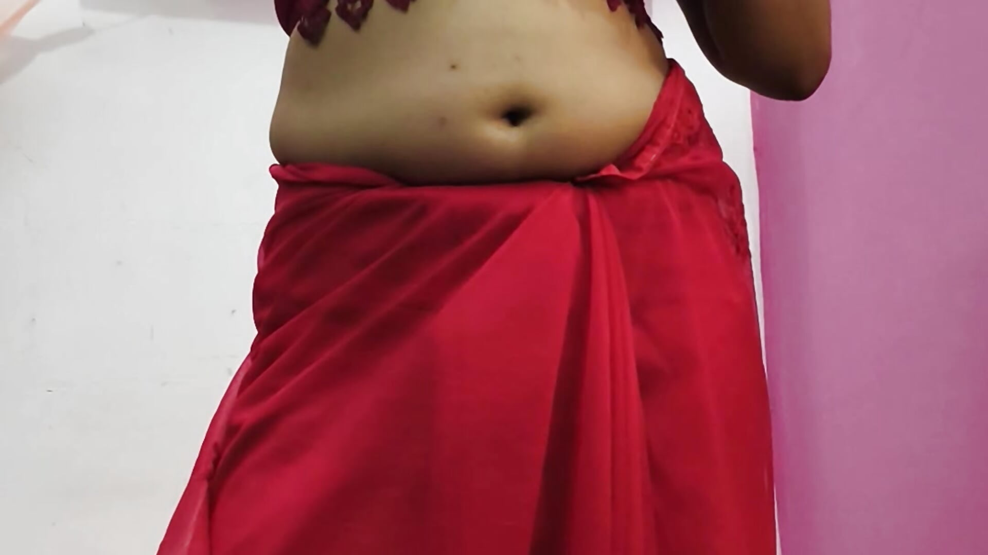 1000073457 - video oleh model kamera sexy_aditibhabhi