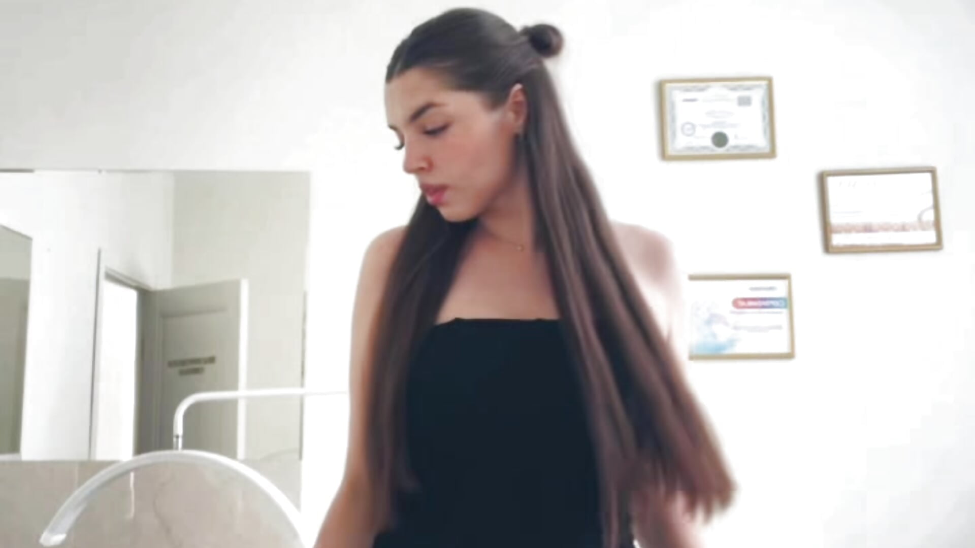 Pulse - video by SuzanneMalis