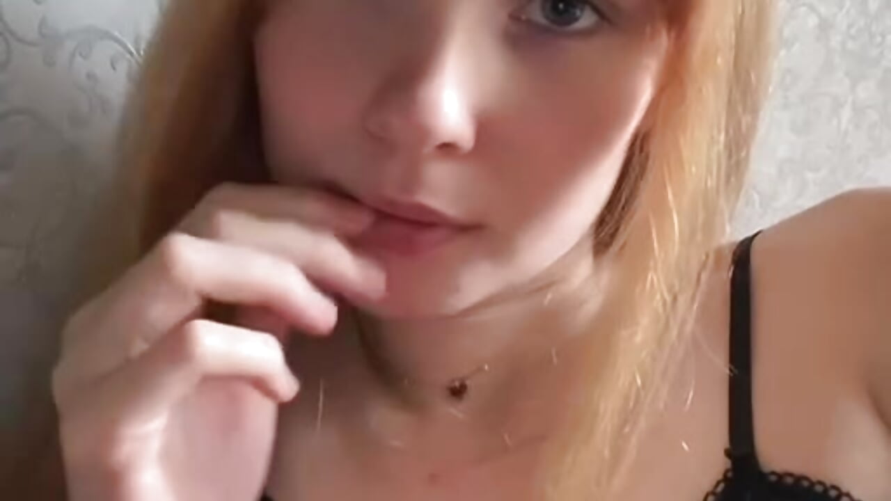 Me? - video av MerylBronston cam model