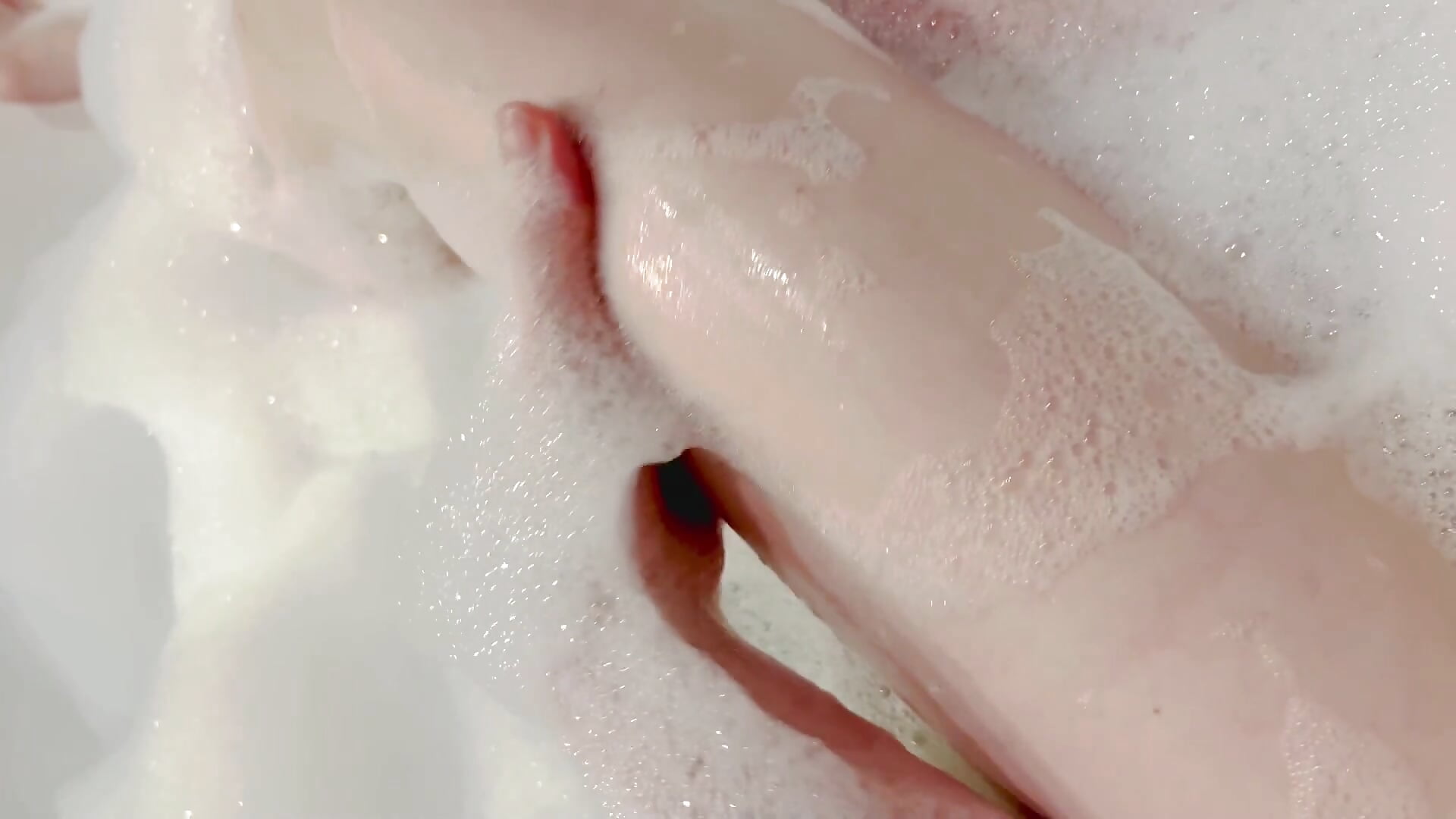 foamy delighti n in the jacuzzi