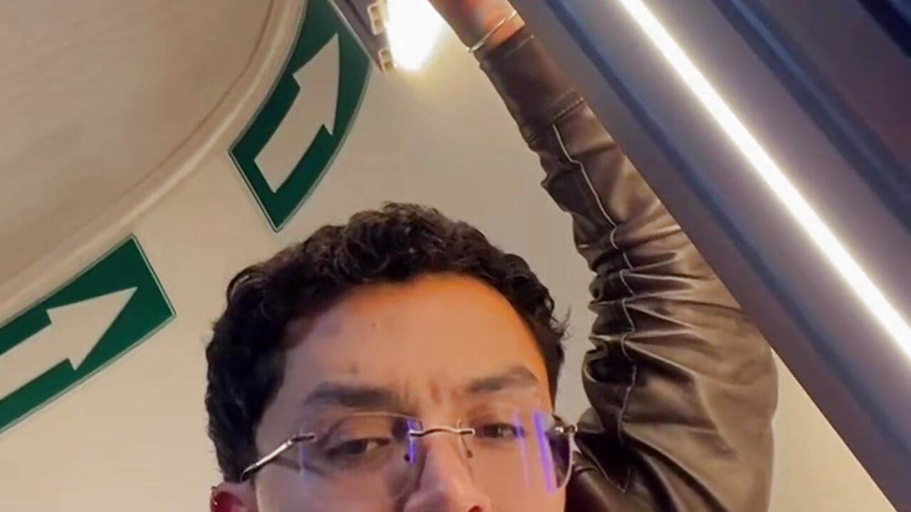 public - video by EithanBrownn cam model