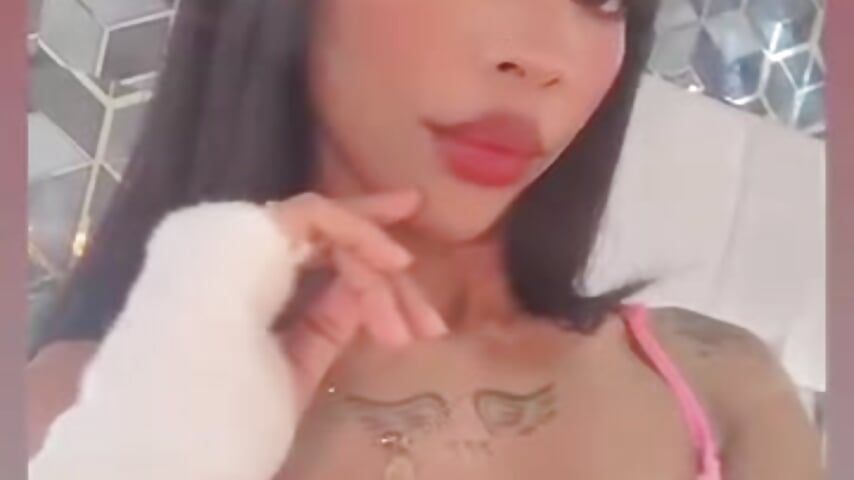 NAOMI🌸 - Video von Naomi_Monroe_ Cam-Model