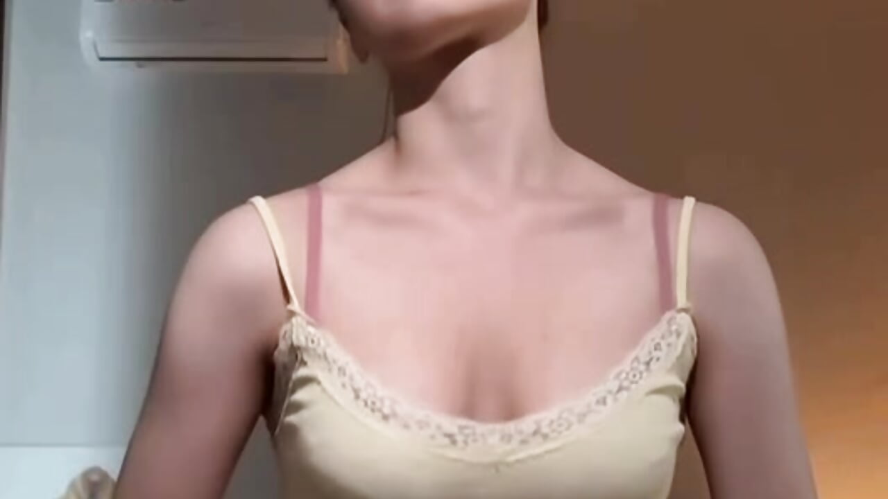 <33 - video di DarkVelvet8 modella di cam