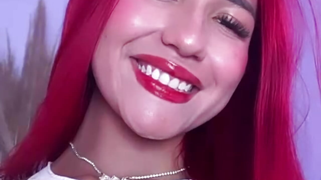 :* – video od webkamerové modelky nataliaprada