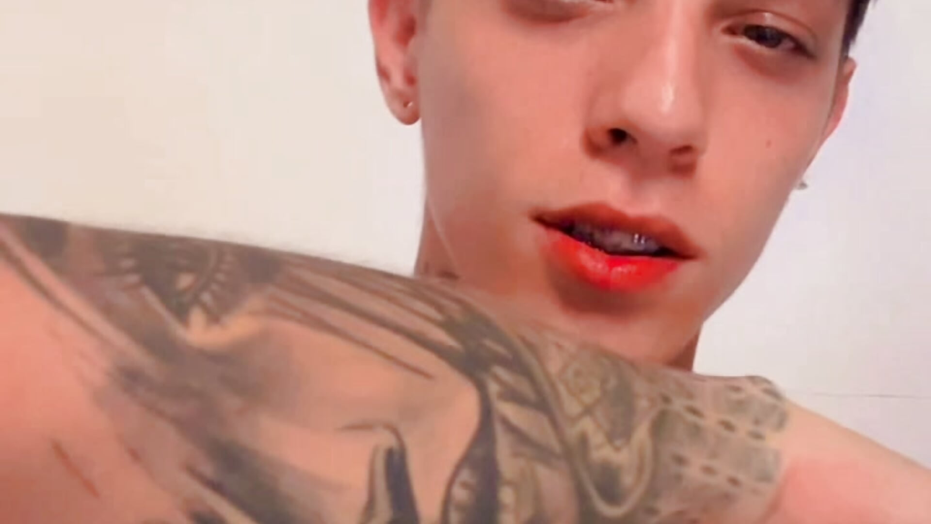 Hello, my loves, whoever divines how many tattoos I have all over my body gets a prize - video van adam_masster cam-model