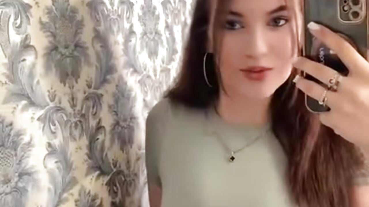 Hello my viewer - video by Babe_alis