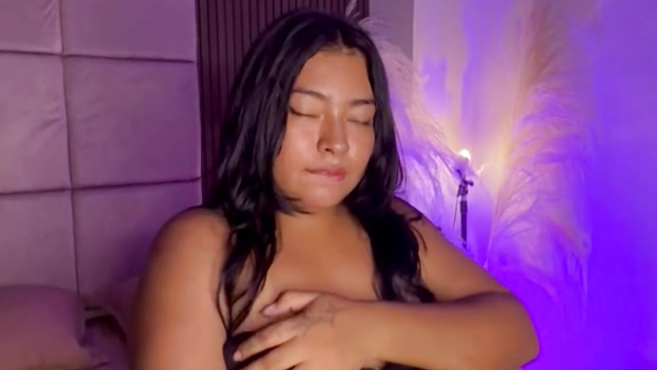 Sensual Violet 💥 - video av Violetclarkson cam model