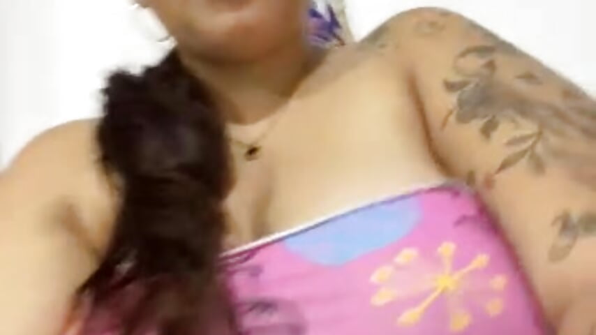 Tatuajes – video od webkamerové modelky AMBER_LOVE_23