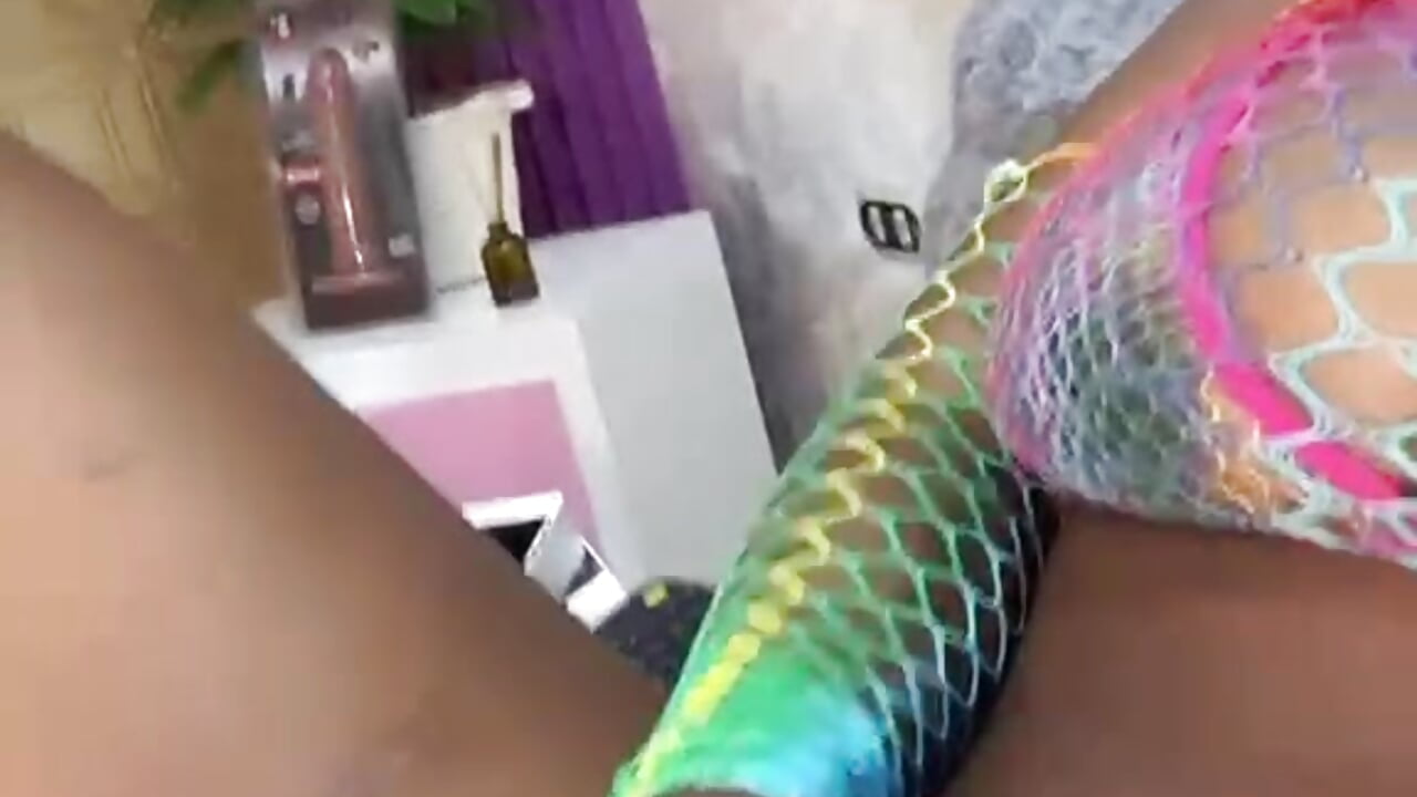 So horny....