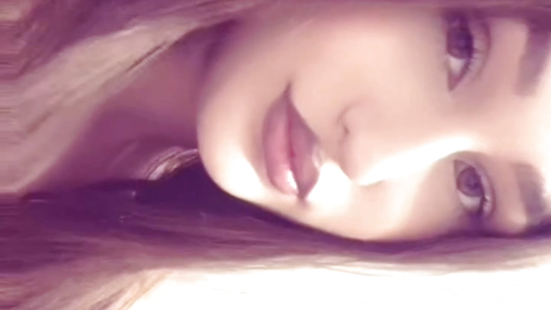 me 🌹 - vídeo de LexyGilbert modelo de câmara