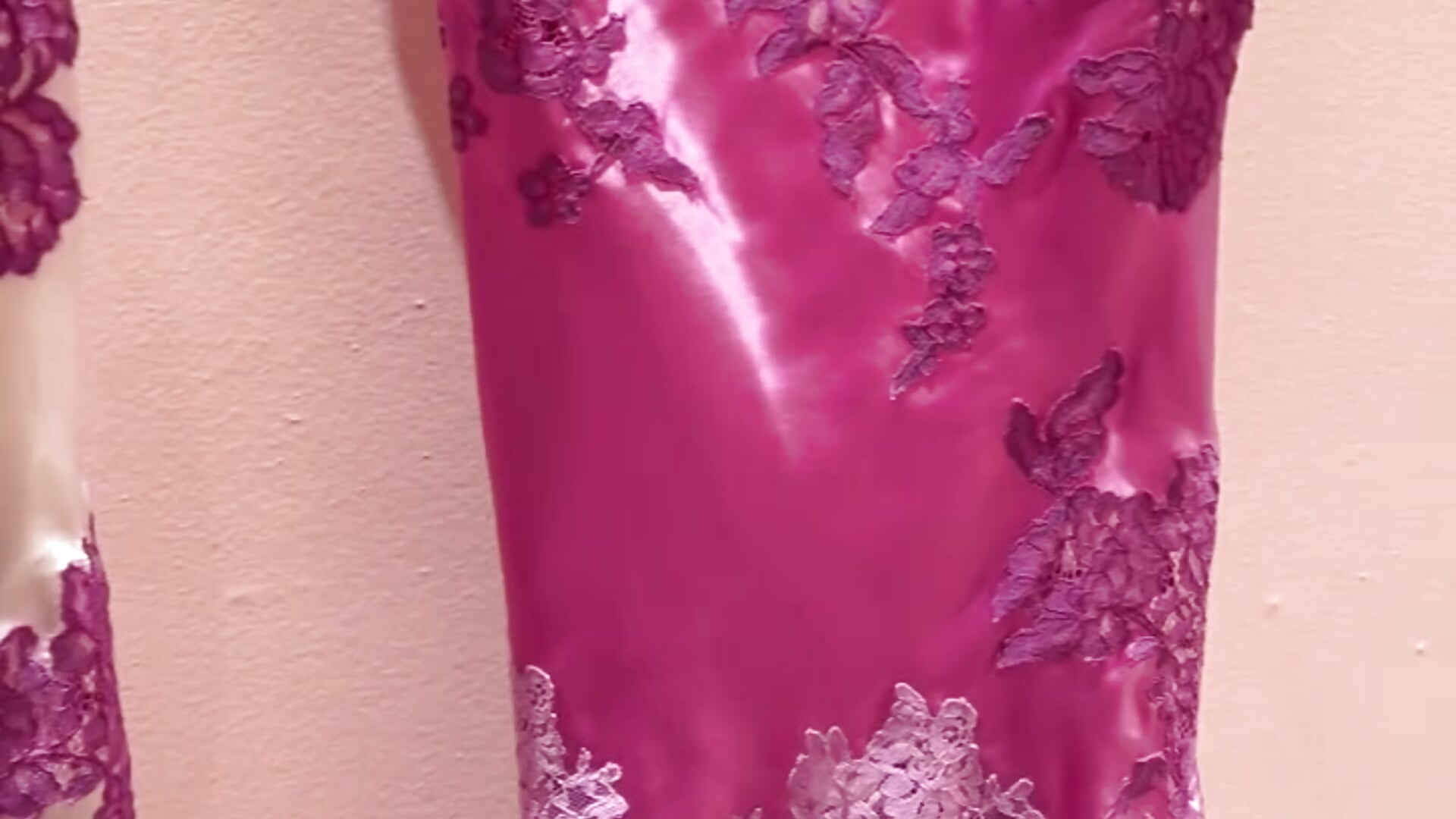 新买的战袍 - video by qing-520 cam model