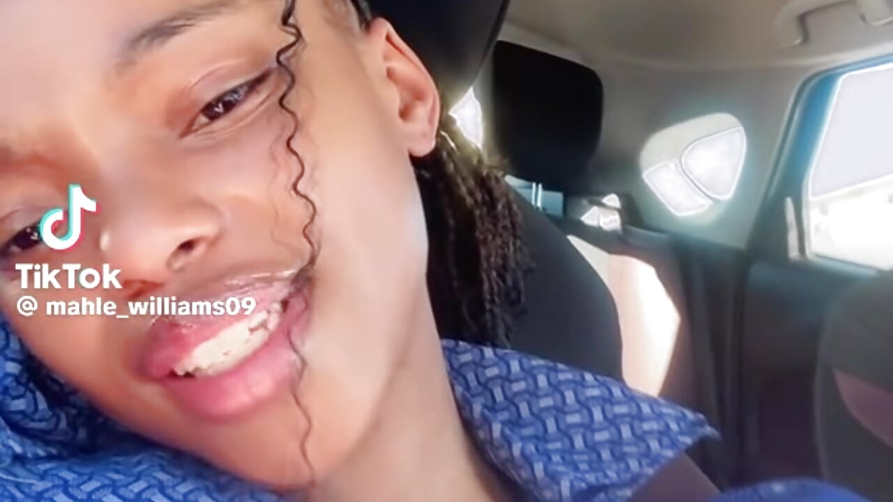 1000244219 - Vídeo de TrendedCurl