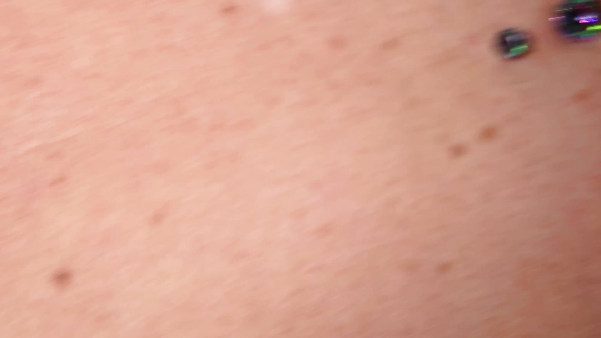 Mastirbazio e ditalino - video di Chloebellami modella di cam