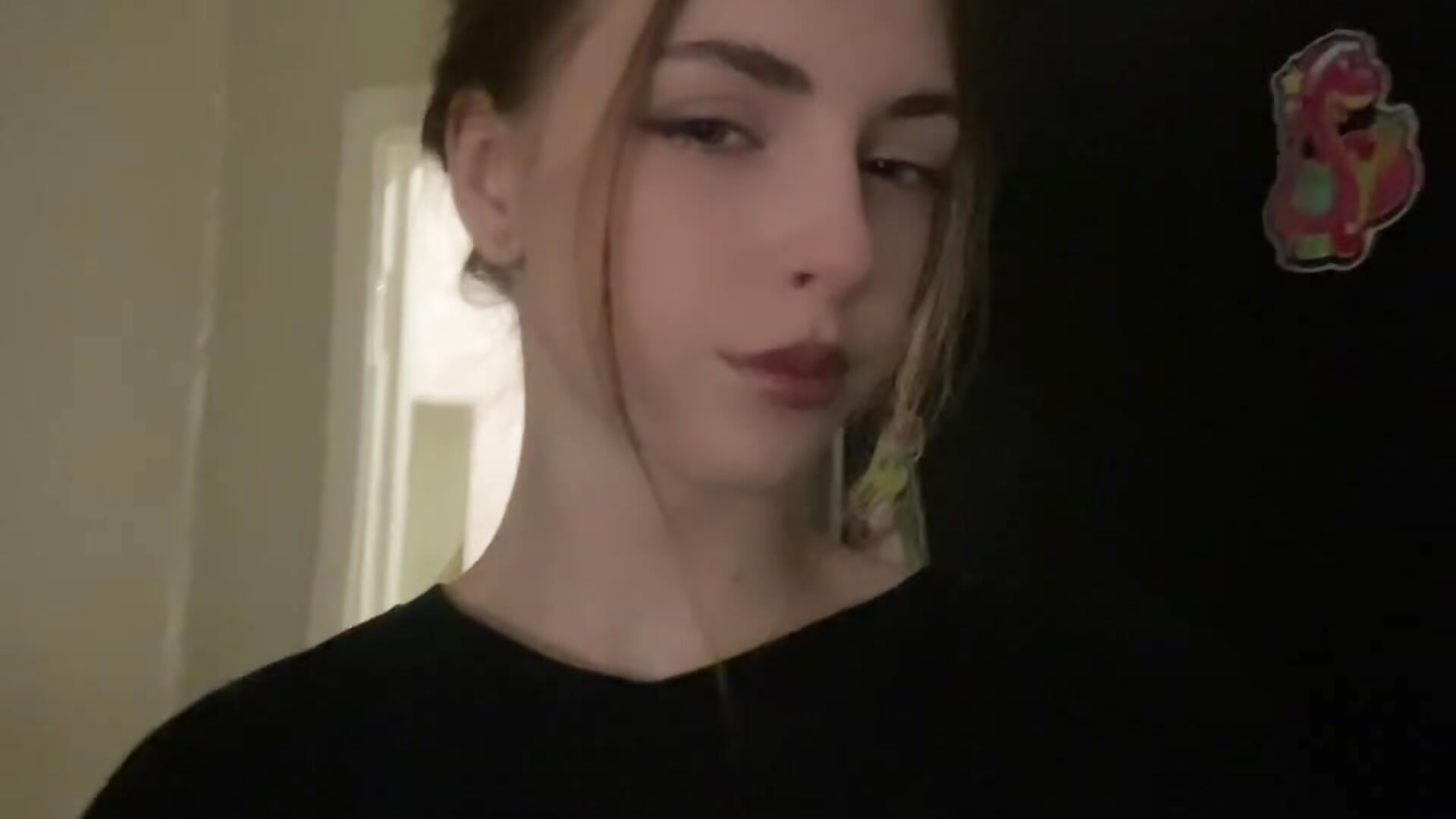 dark - video by Mia_meowt cam model