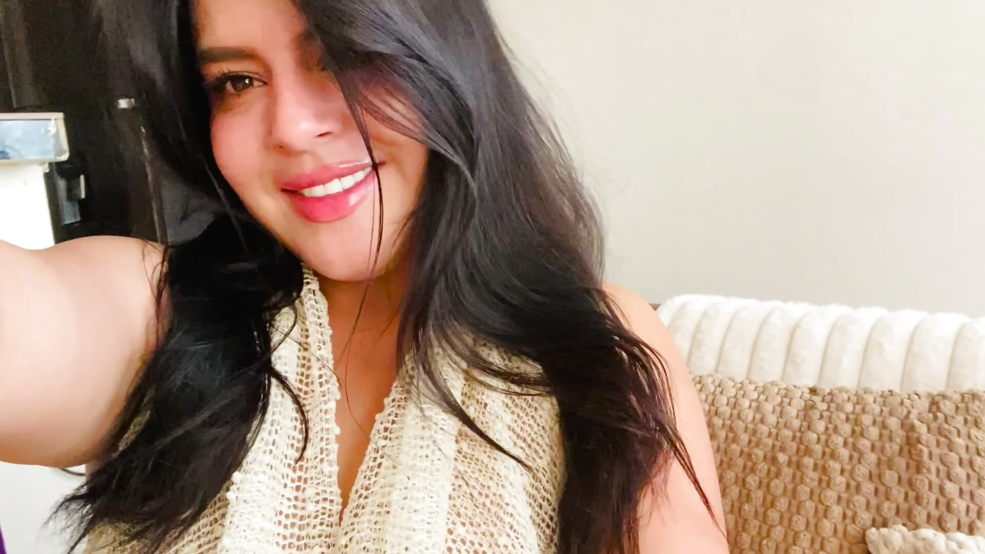 Heyyy - video di alina_voss modella di cam
