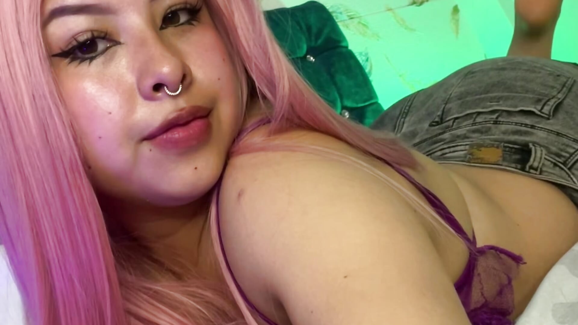 Mi feets 👣 - video EvangelineMoon kameramallilta