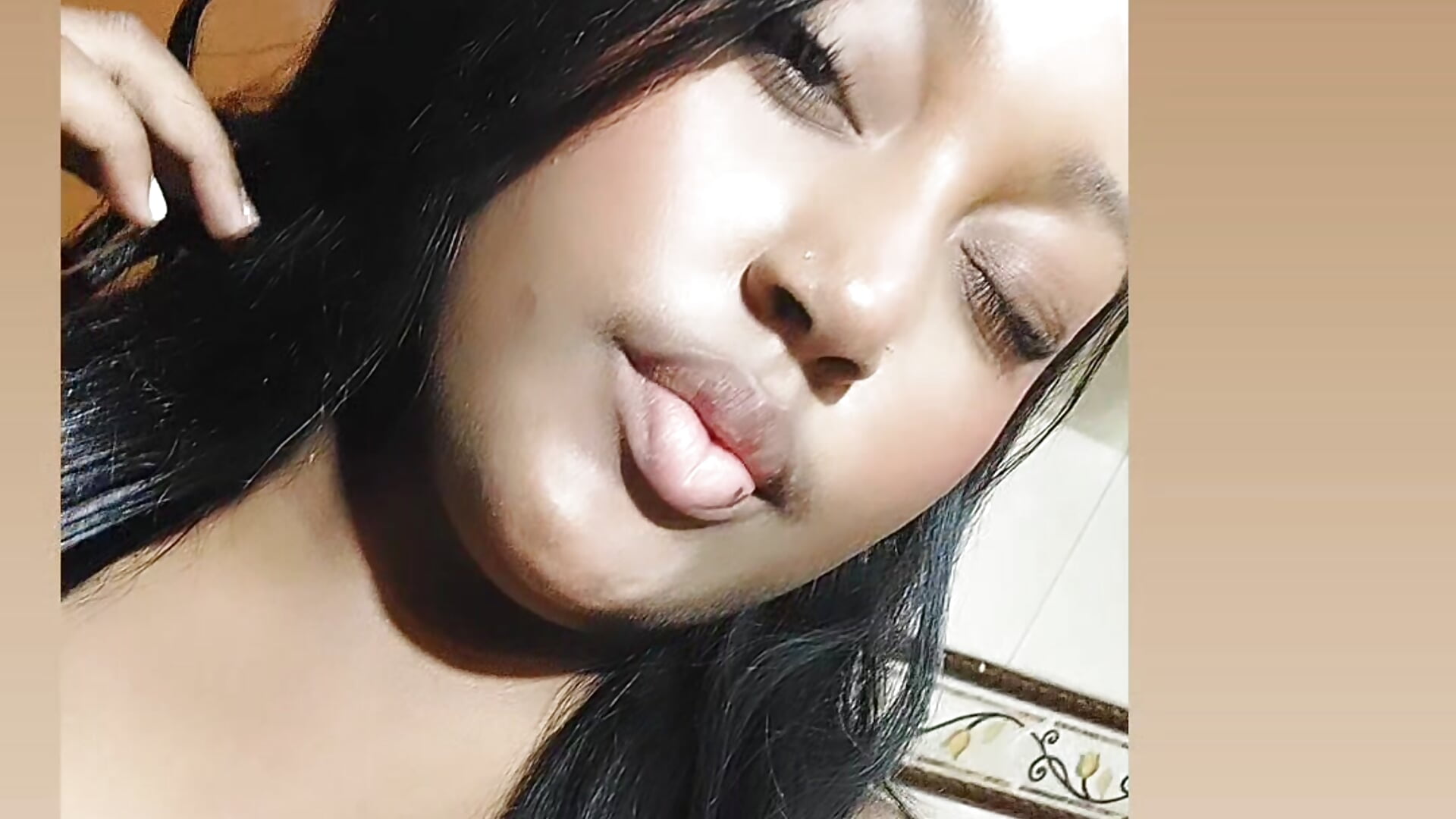 🎀 - Vídeo de nicelle_ribbon, modelo de vídeos