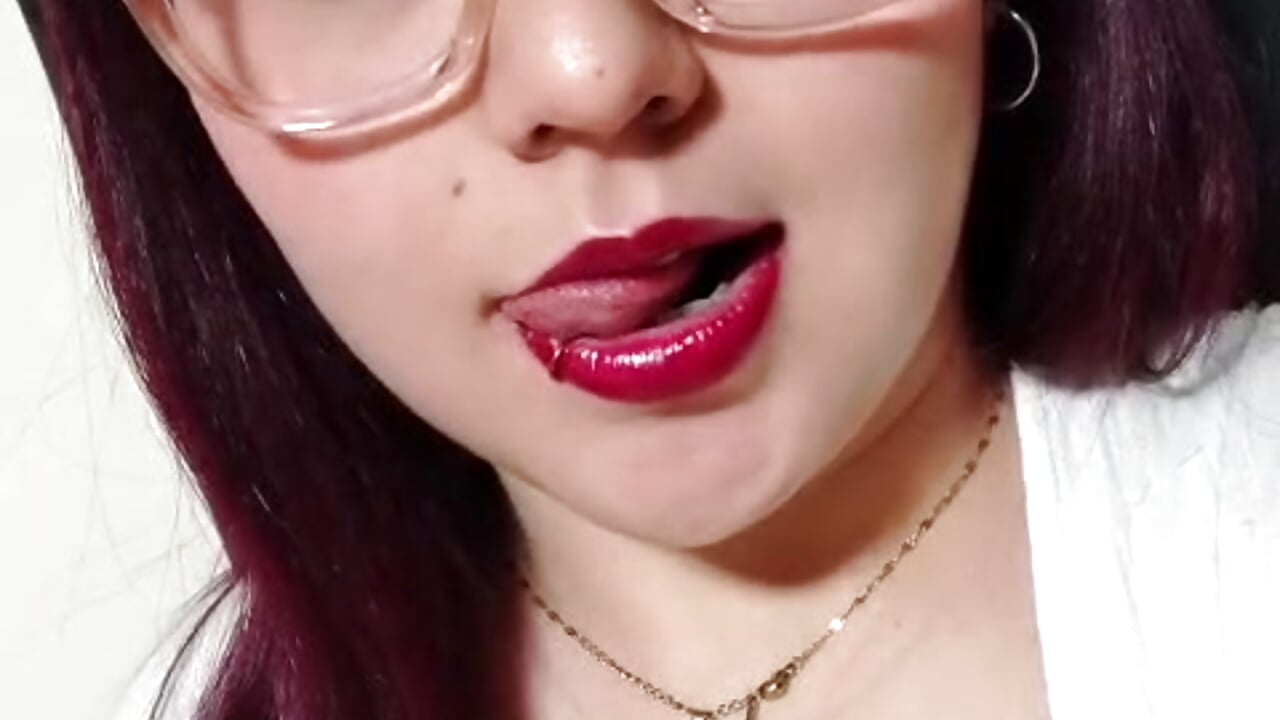 Hey - clip cu Avaa__ model videochat