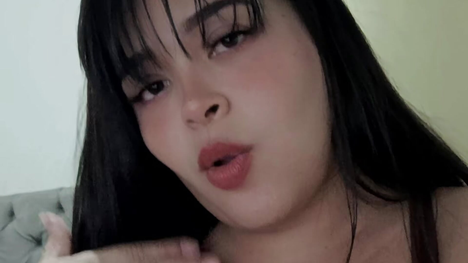 1000172606 - video by cristal_k cam model