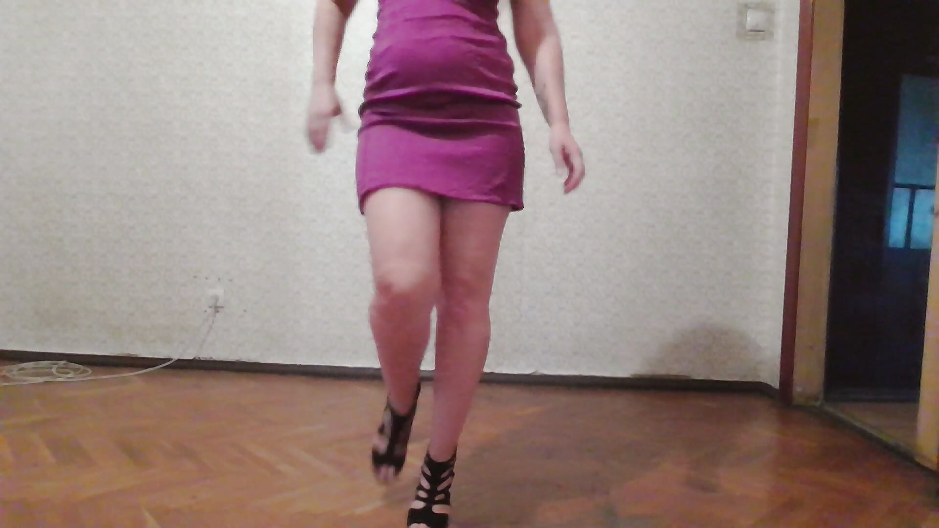 everything beautiful starts with heels - _bellaforever__ adlı kamera modelinin videosu
