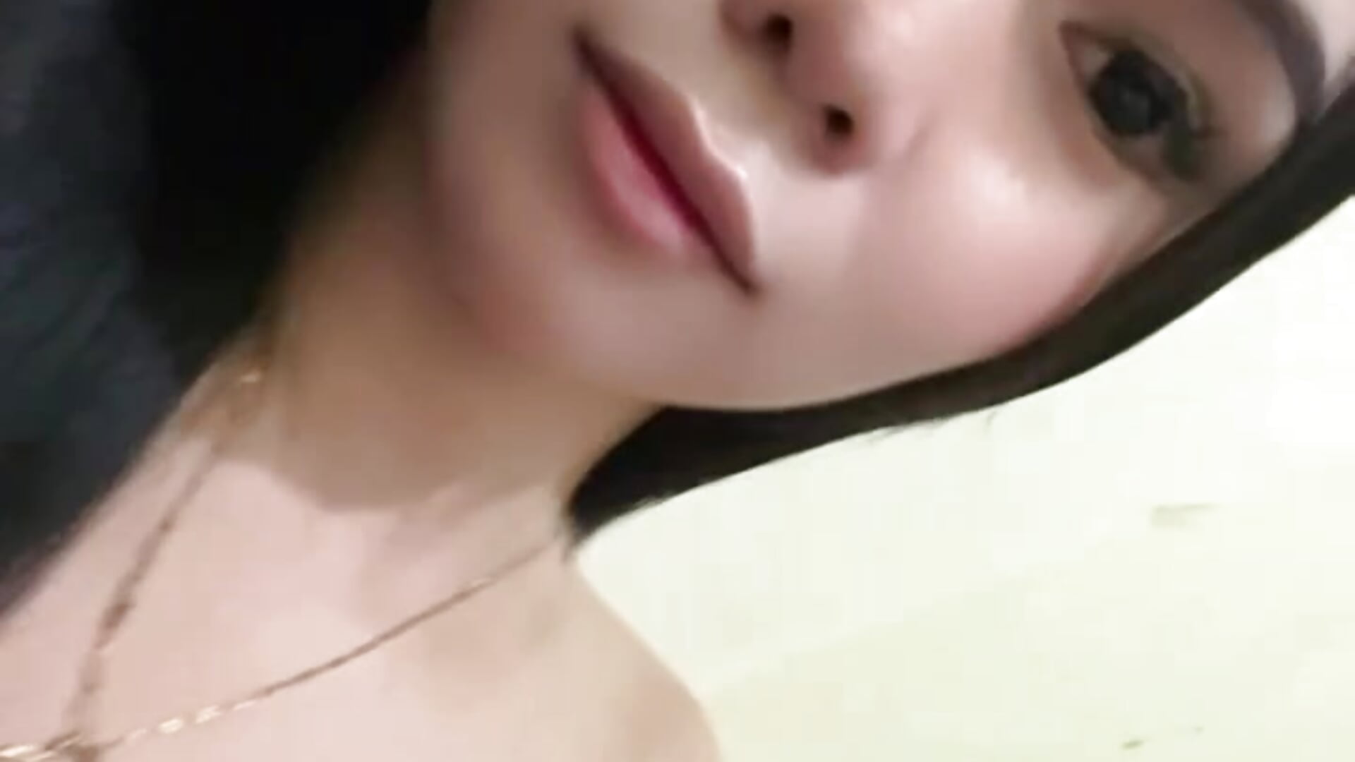 329875c9-3e89-4d73-9723-da67e5599176 - video oleh Urmiss_lovely kamera model