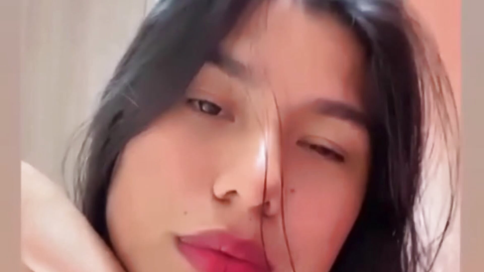 A slow kiss that takes us to bed quickly💋😈 – video af Smit_rouse cam-model