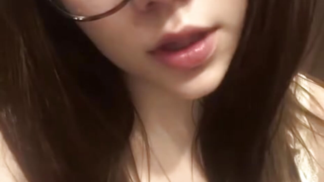 cute me - video by Miss_Aurelia cam model
